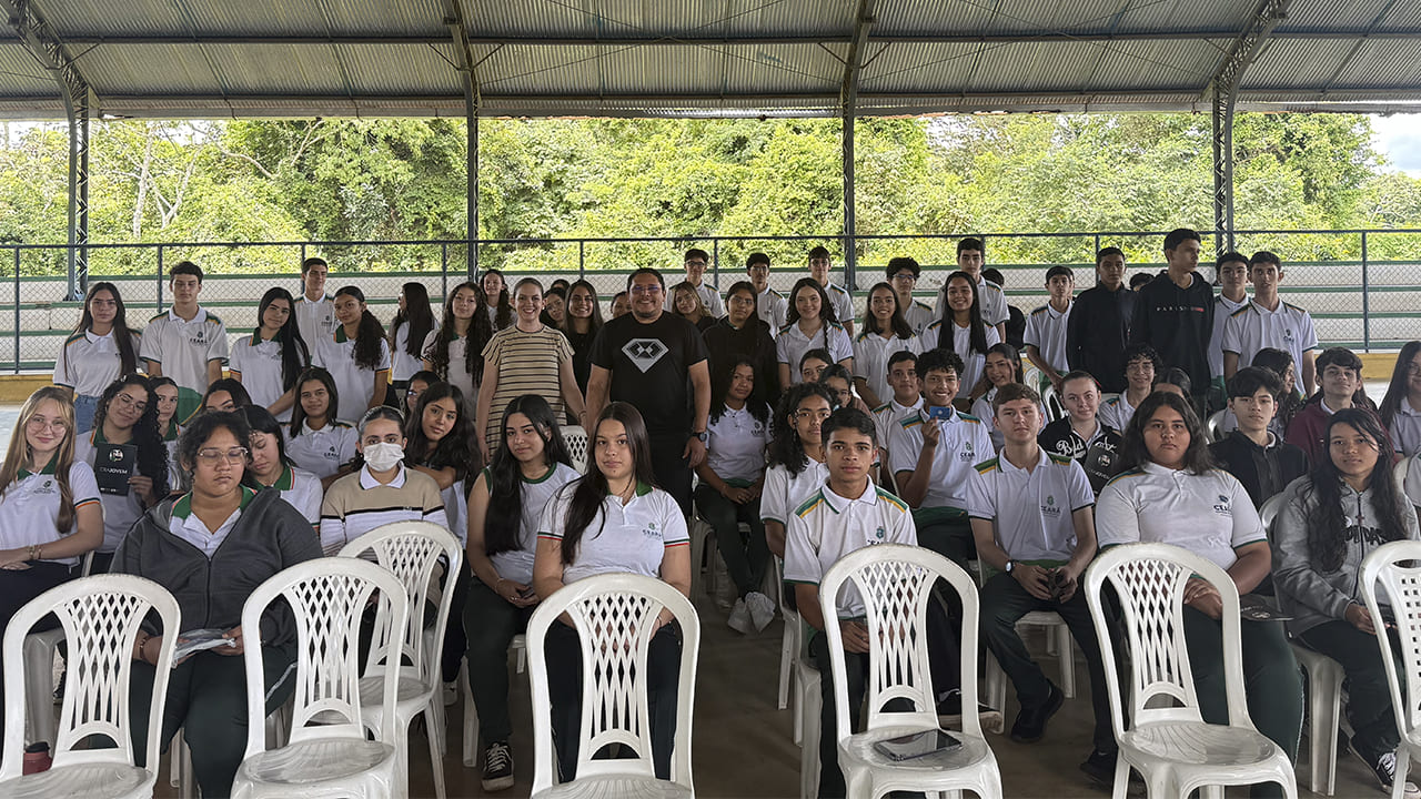 CRA-CE realiza ação do CRA Itinerante na EEEP Governador Waldemar Alcântara, em Ubajara